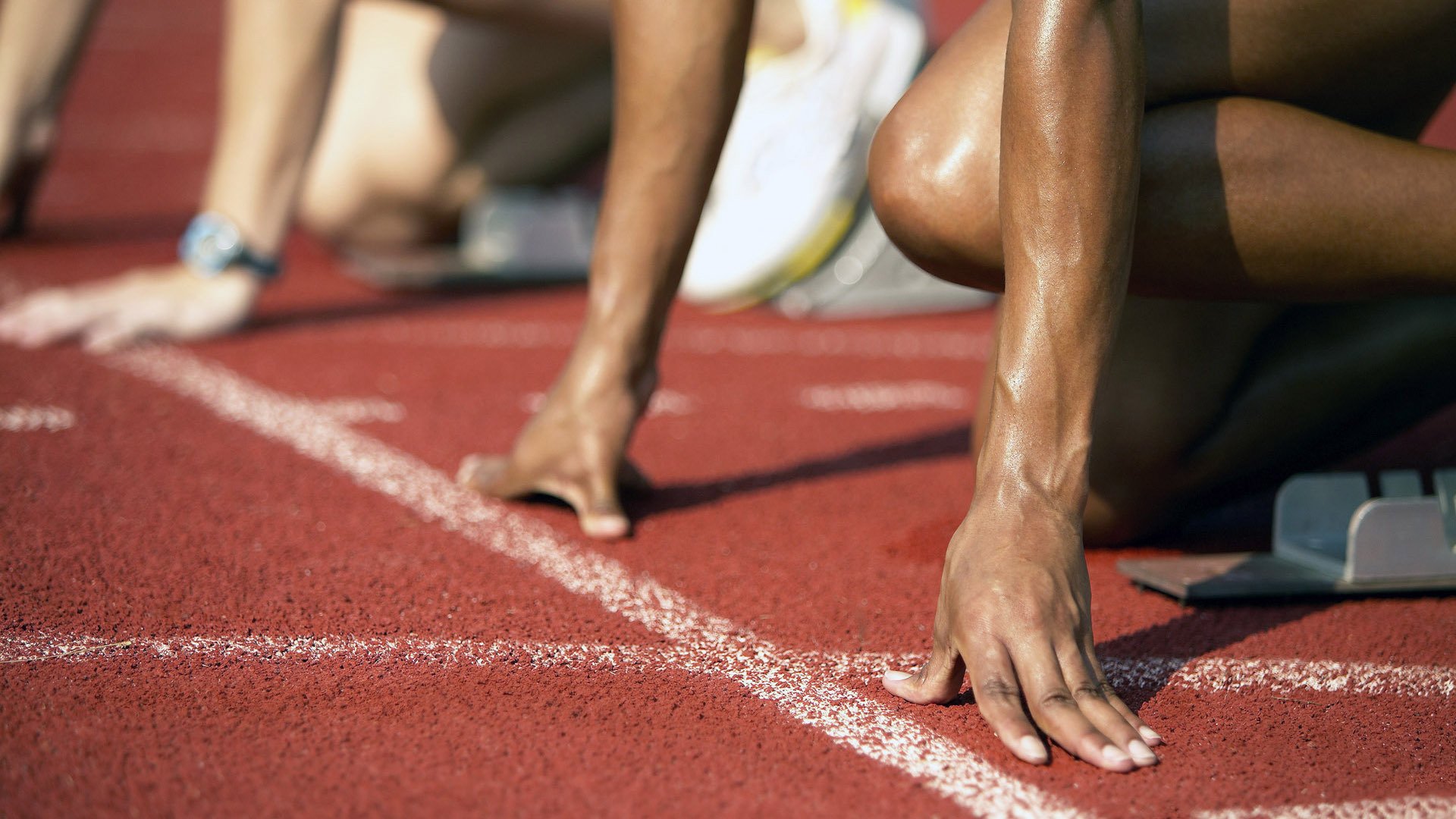 比赛总结：团队协作和精准投篮是取胜的重要因素！，篮球的团队协作精神在建立社会人际关系中的作用